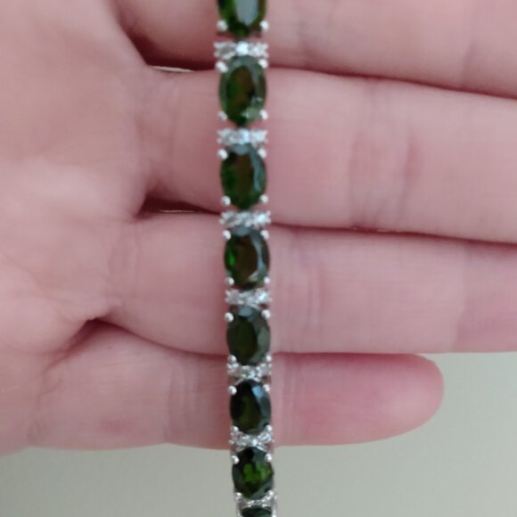 17.25ctw Russian chrome diopside bracelet. - Picture 5 of 5
